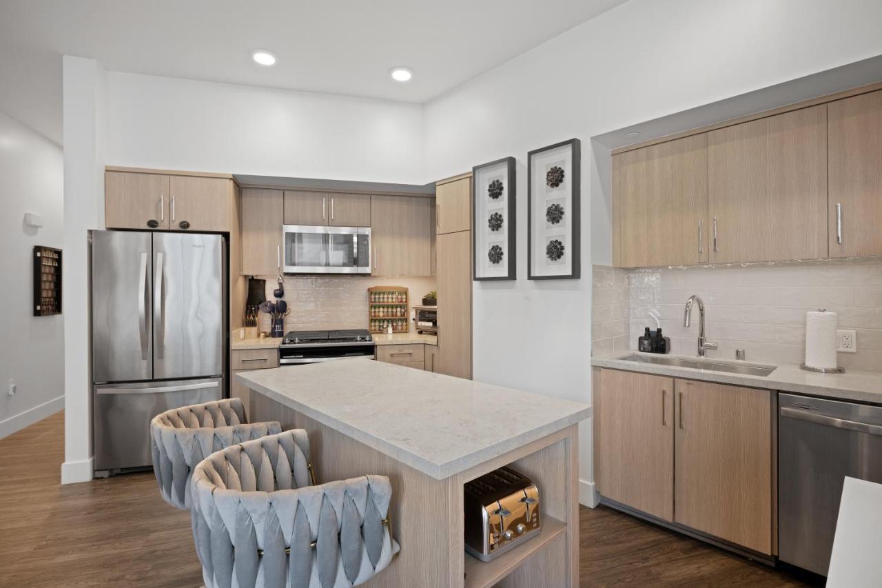 Park Lux Playhouse Apartment Сан Диего Екстериор снимка