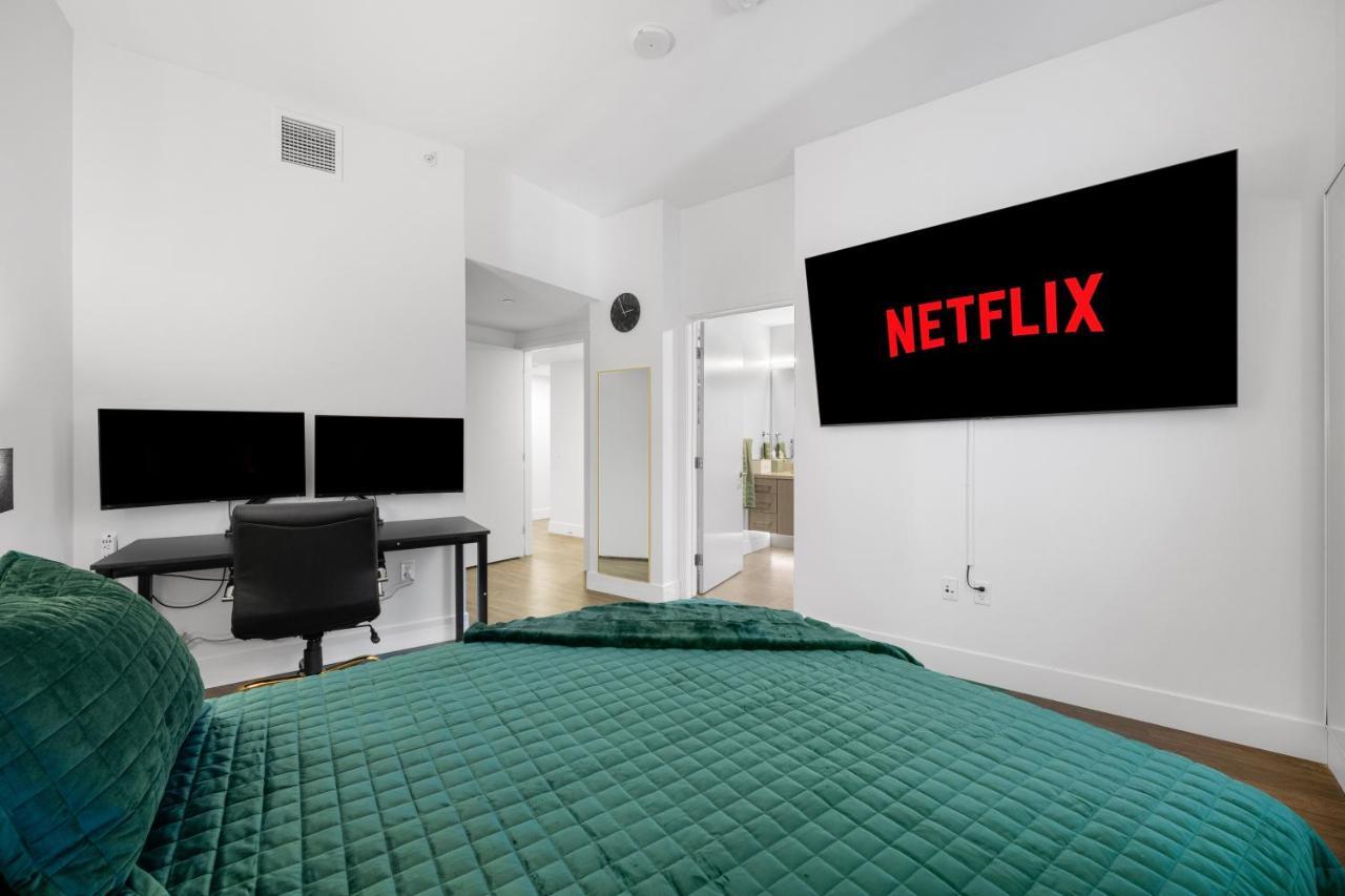 Park Lux Playhouse Apartment Сан Диего Екстериор снимка