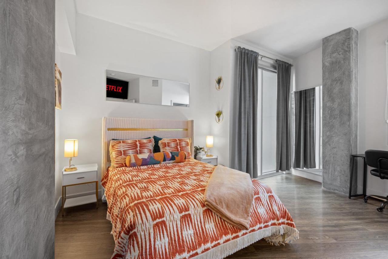 Park Lux Playhouse Apartment Сан Диего Екстериор снимка