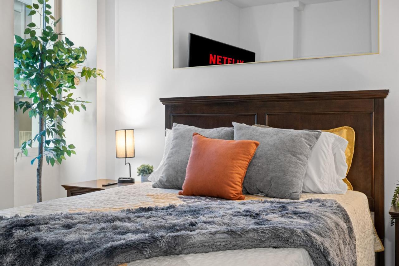 Park Lux Playhouse Apartment Сан Диего Екстериор снимка