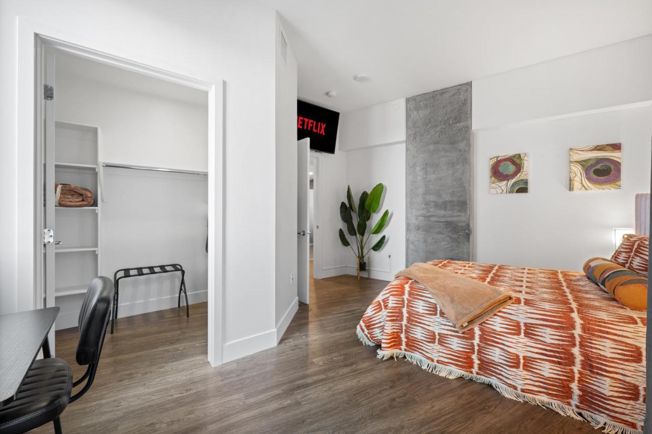 Park Lux Playhouse Apartment Сан Диего Екстериор снимка