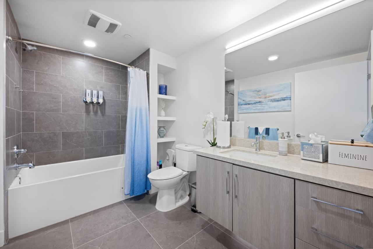 Park Lux Playhouse Apartment Сан Диего Екстериор снимка