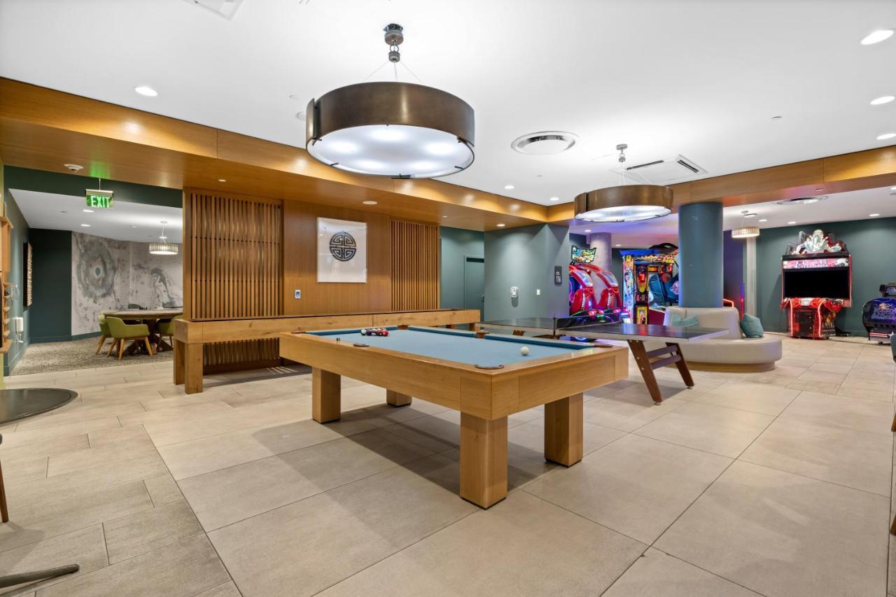 Park Lux Playhouse Apartment Сан Диего Екстериор снимка